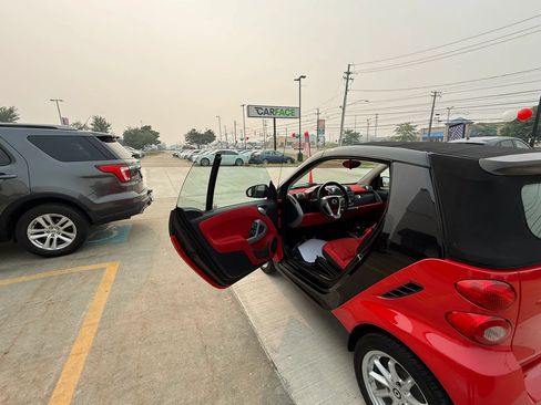 Used 2009 smart fortwo passion RWD image 17