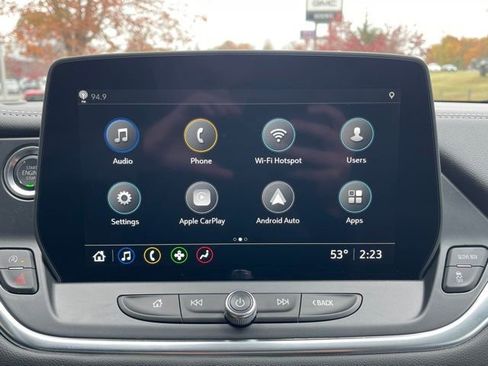 Used 2025 Chevrolet Blazer LT image 11