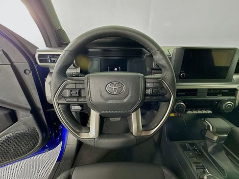 Used 2025 Toyota Tacoma SR5 image 11