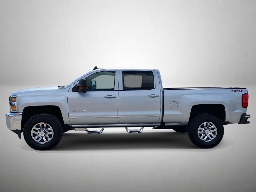 Used 2018 Chevrolet Silverado 2500 LT AWD/4WD image 6
