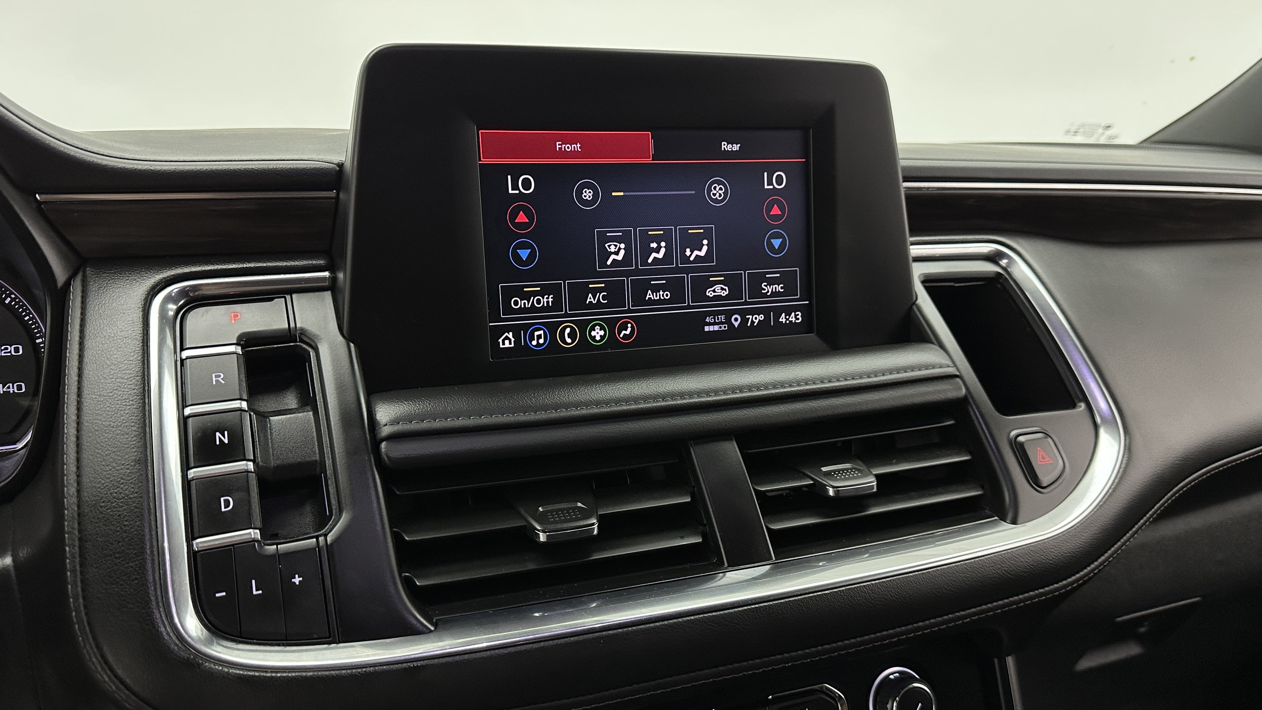 Used 2024 Chevrolet Tahoe LS RWD image 18