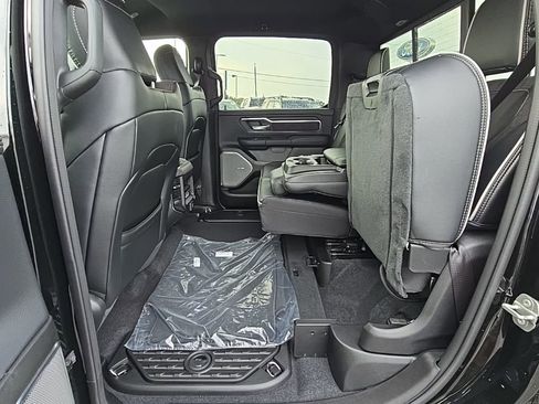 New 2026 RAM 1500 Laramie AWD/4WD image 43