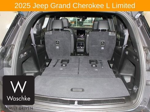 Used 2025 Jeep Grand Cherokee L Limited w/ Trailer Tow Package image 19