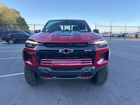Used 2025 Chevrolet Colorado ZR2 w/ Technology Package image 7