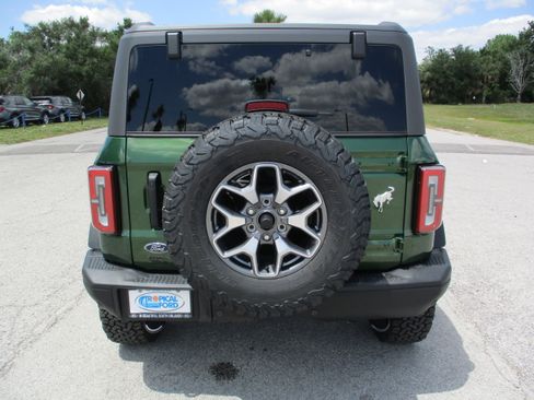 New 2025 Ford Bronco Badlands image 6