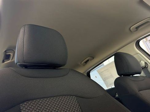 New 2026 Kia Sportage LX FWD image 19