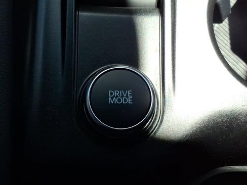 Used 2025 Ford Explorer ST AWD/4WD image 23