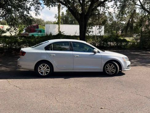 Used 2017 Volkswagen Jetta S FWD image 4