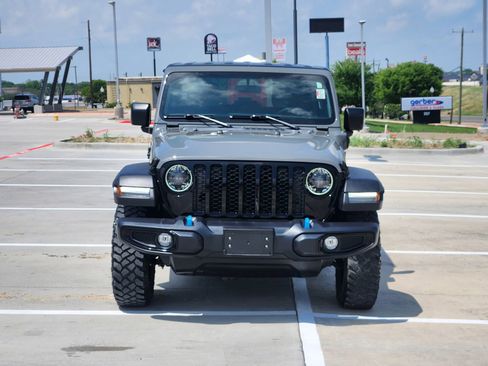 Used 2023 Jeep Wrangler Unlimited w/ Cold Weather Group AWD/4WD image 6