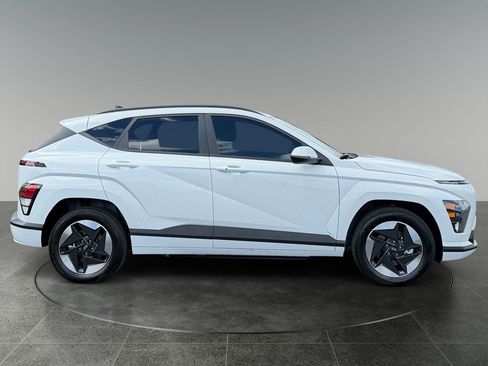 Used 2024 Hyundai Kona SEL FWD image 10
