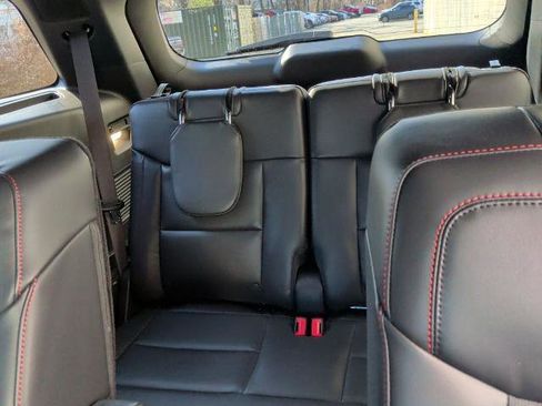 Certified 2025 Ford Explorer ST-Line image 13