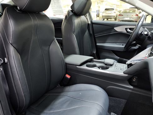 Used 2023 Acura TLX w/ Technology Package image 24