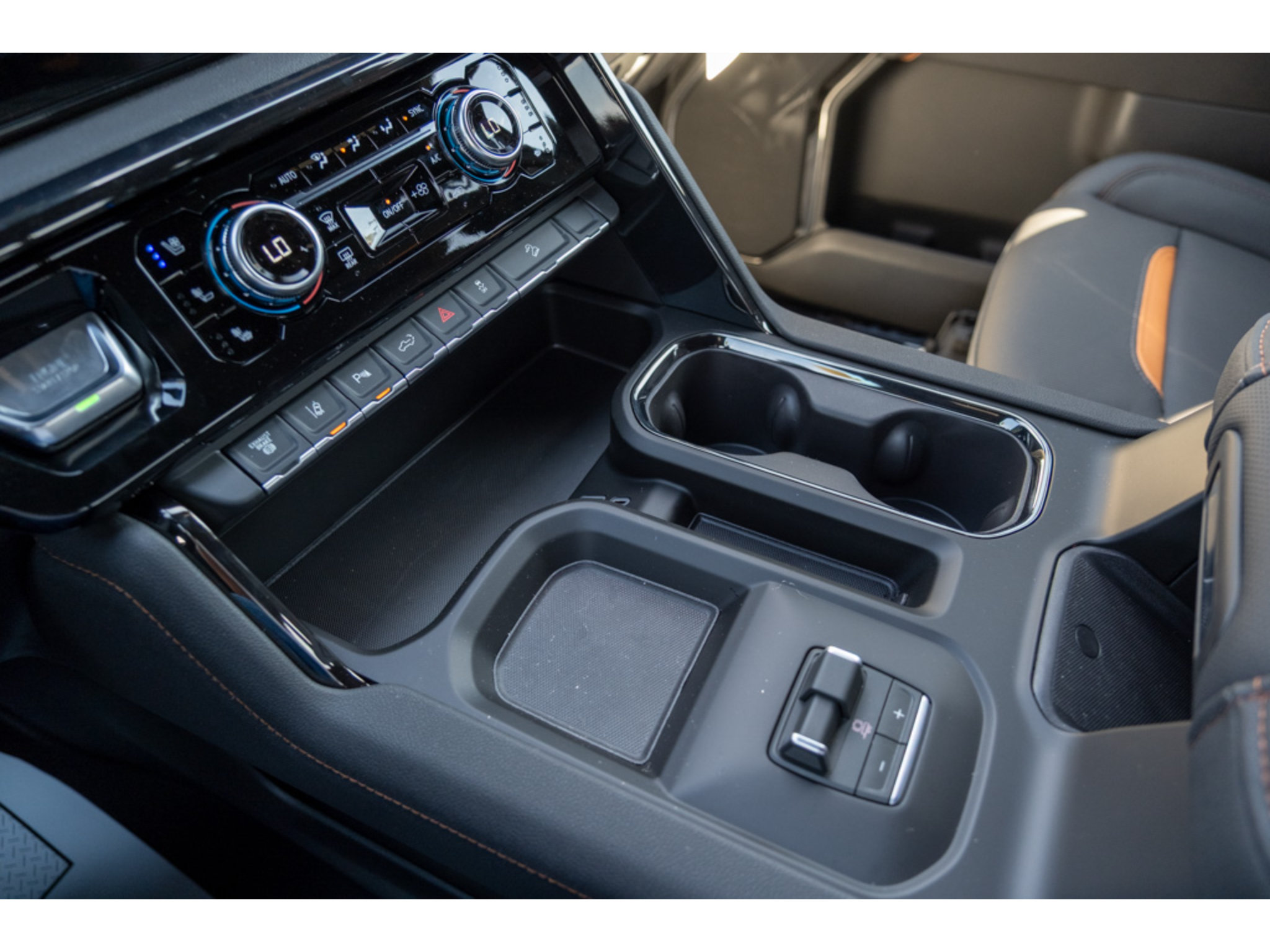 New 2026 GMC Sierra 2500 AT4 w/ AT4 Premium Plus Package AWD/4WD image 26