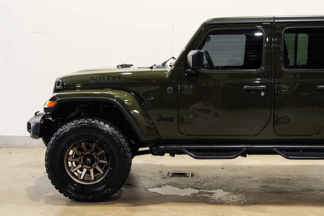 Used 2023 Jeep Gladiator Sport AWD/4WD image 39