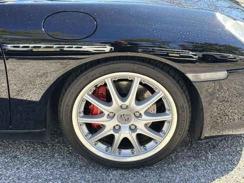 Used 2003 Porsche 911 Carrera image 9