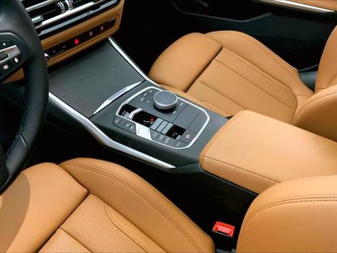 Certified 2023 BMW 330e xDrive w/ Premium Package image 22