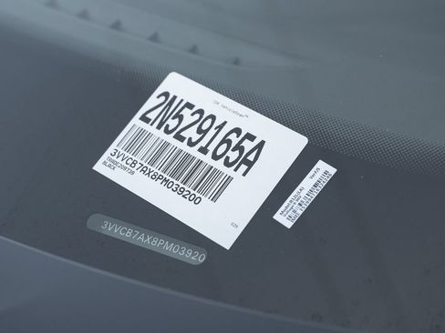 Used 2023 Volkswagen Tiguan SE R-Line FWD image 45