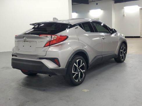 Used 2019 Toyota C-HR Limited image 8