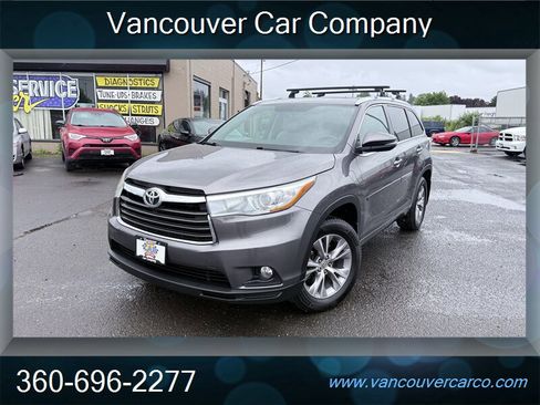 Used 2015 Toyota Highlander XLE AWD/4WD image 3