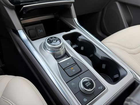 Used 2022 Ford Explorer Platinum w/ Equipment Group 601A image 42