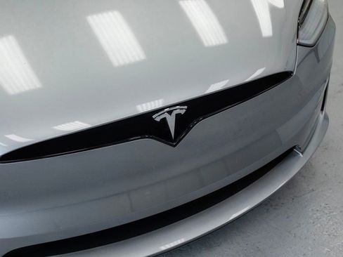 Used 2024 Tesla Model X image 15