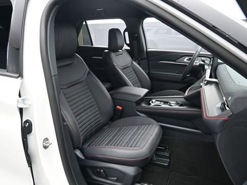 New 2026 Ford Explorer ST-Line RWD image 29