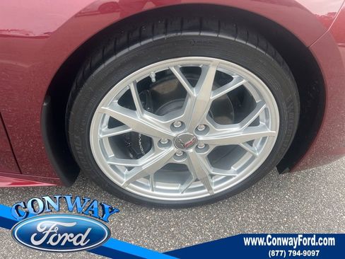 Used 2020 Chevrolet Corvette Stingray Coupe w/ 1LT image 30