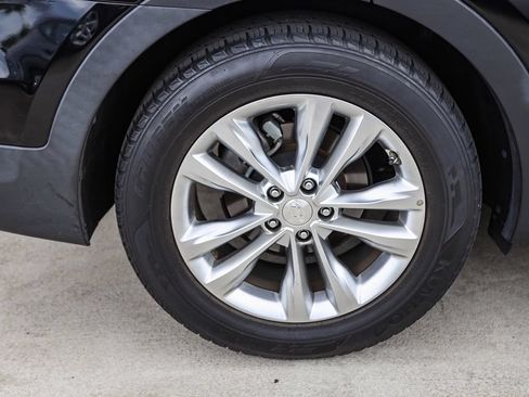 Used 2018 Hyundai Santa Fe Sport 2.0T FWD image 6