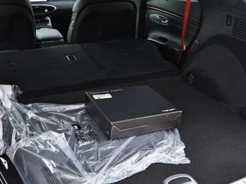 New 2026 Genesis GV70 3.5T Sport Prestige AWD/4WD image 30