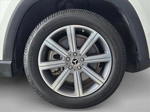 Used 2023 Mercedes-Benz GLS 450 4MATIC image 26