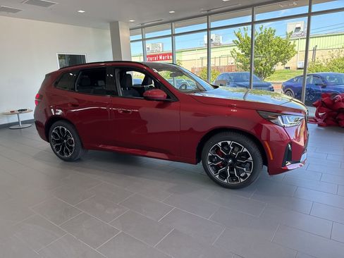 New 2026 BMW X3 xDrive30 w/ M Sport Package image 1