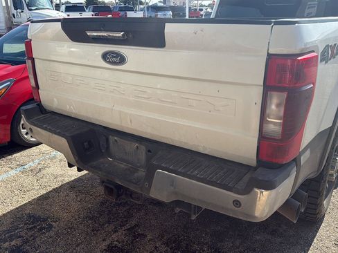 Used 2022 Ford F350 Lariat w/ Lariat Value Package AWD/4WD image 8