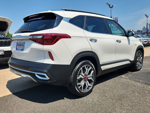 Used 2022 Kia Seltos SX AWD/4WD image 6