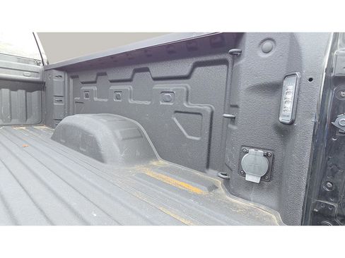 Used 2024 GMC Sierra 2500 AT4 w/ AT4 Premium Plus Package image 22