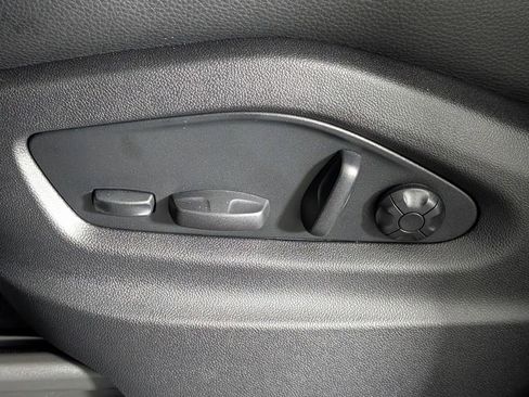 New 2026 Porsche Cayenne image 29