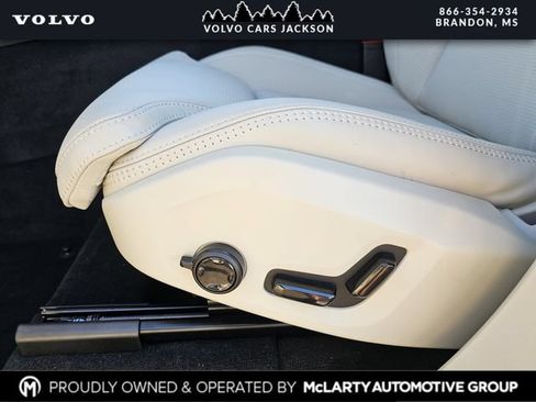 New 2026 Volvo XC90 B6 Ultra w/ Protection Package AWD/4WD image 14