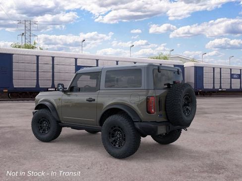 New 2026 Ford Bronco Badlands w/ Sasquatch Package AWD/4WD image 4