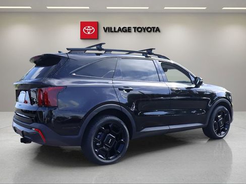 Used 2024 Kia Sorento SX AWD/4WD image 5