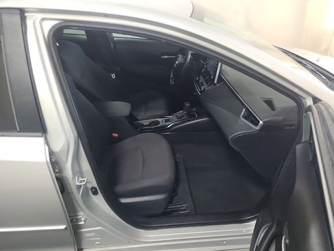 Used 2020 Toyota Corolla LE w/ Carpet Mat Package (TMS) FWD image 11