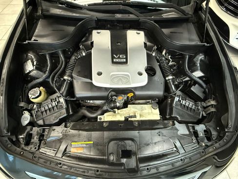 Used 2011 INFINITI G37 Journey image 36