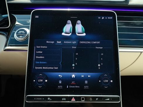 Certified 2024 Mercedes-Benz Maybach S 580 4MATIC image 33