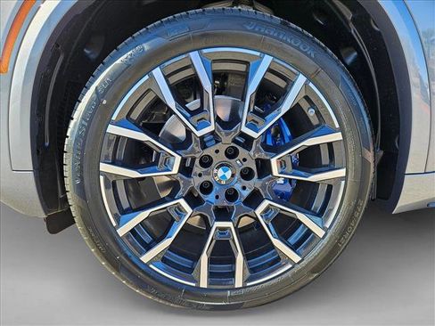 New 2026 BMW X5 xDrive40i w/ M Sport Package image 10