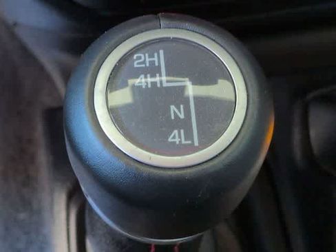 Used 2021 Jeep Wrangler Unlimited Rubicon image 39