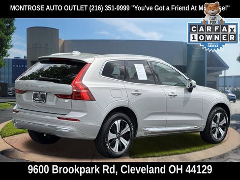 Used 2023 Volvo XC60 T8 Plus AWD/4WD image 4