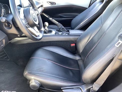 Used 2016 MAZDA MX-5 Miata Grand Touring RWD image 17