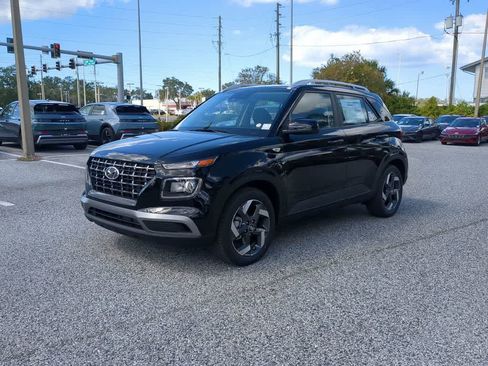 New 2026 Hyundai Venue SEL image 2