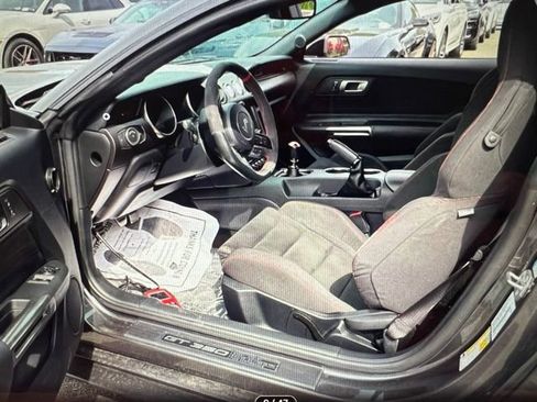 Used 2016 Ford Mustang Shelby GT350R w/ GT350R Equipment Group 920A image 9