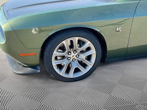 Used 2020 Dodge Challenger R/T Scat Pack RWD image 27