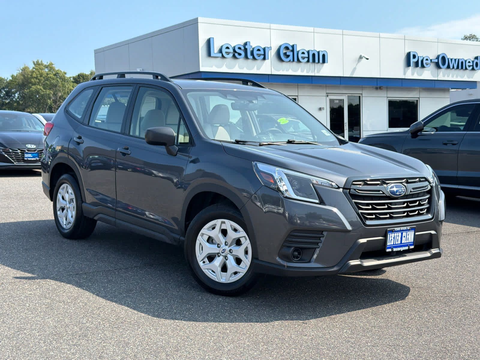 Used 2024 Subaru Forester AWD/4WD image 2