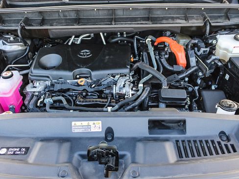 Used 2021 Toyota Highlander Limited image 27